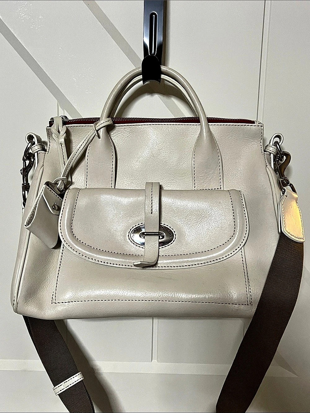 Dooney & Bourke leather Satchel Cream & Brown